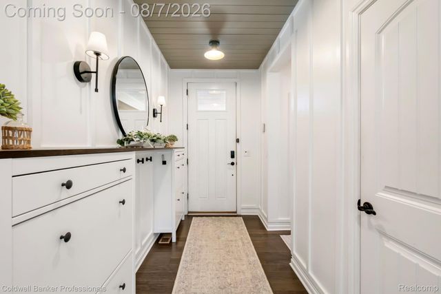 50477 Eisenhower Drive, Canton Charter Township, MI 48188