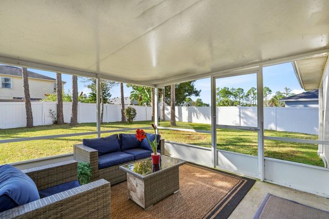 6 UNIONDALE PLACE, Palm Coast, FL 32164