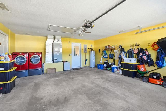 6 UNIONDALE PLACE, Palm Coast, FL 32164