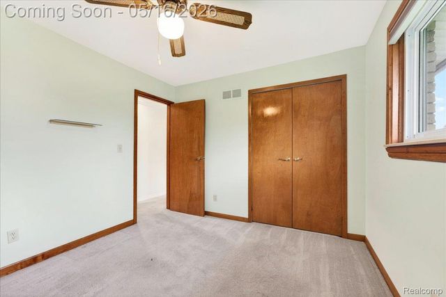 24435 Heritage Drive, Woodhaven, MI 48183