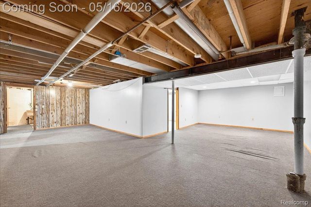 24435 Heritage Drive, Woodhaven, MI 48183