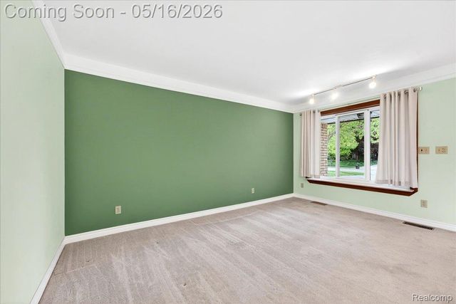 24435 Heritage Drive, Woodhaven, MI 48183
