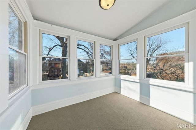 3940 Shaw Boulevard, St Louis, MO 63110