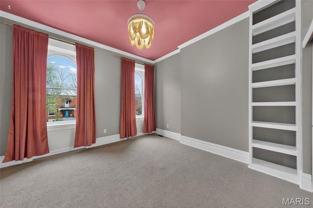 3940 Shaw Boulevard, St Louis, MO 63110