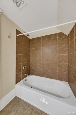 3940 Shaw Boulevard, St Louis, MO 63110