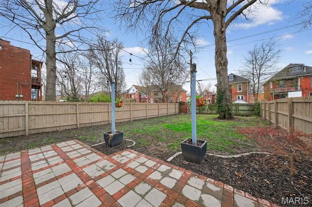 3940 Shaw Boulevard, St Louis, MO 63110