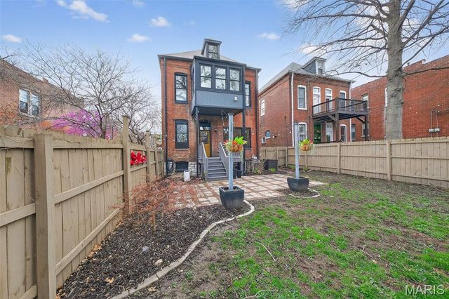 3940 Shaw Boulevard, St Louis, MO 63110