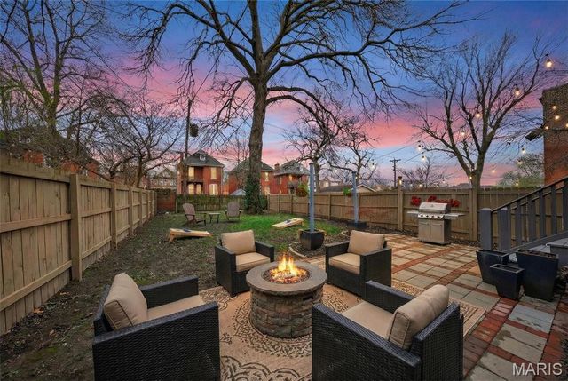 3940 Shaw Boulevard, St Louis, MO 63110