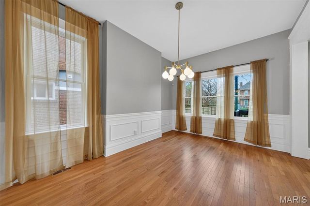 3940 Shaw Boulevard, St Louis, MO 63110