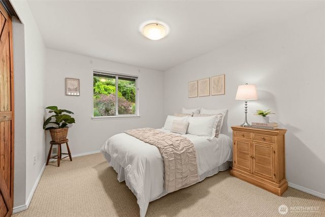 811 Union Avenue, Steilacoom, WA 98388
