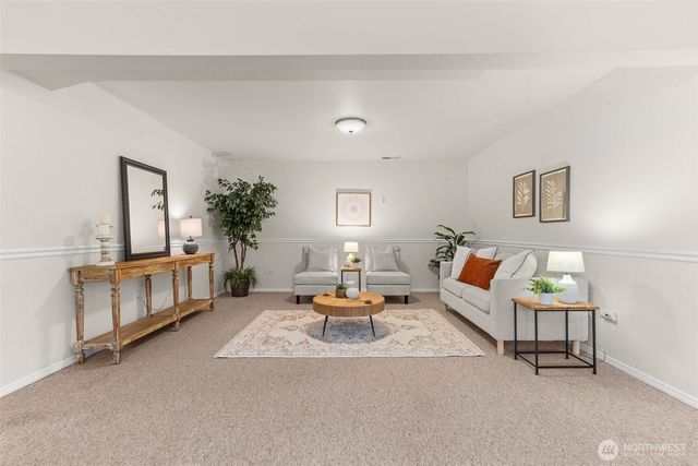 811 Union Avenue, Steilacoom, WA 98388