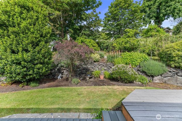 811 Union Avenue, Steilacoom, WA 98388