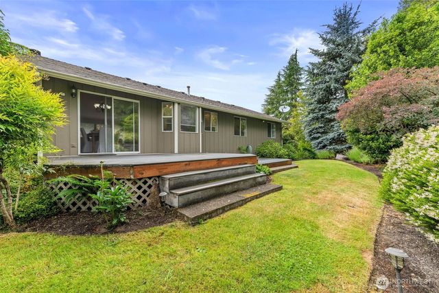 811 Union Avenue, Steilacoom, WA 98388
