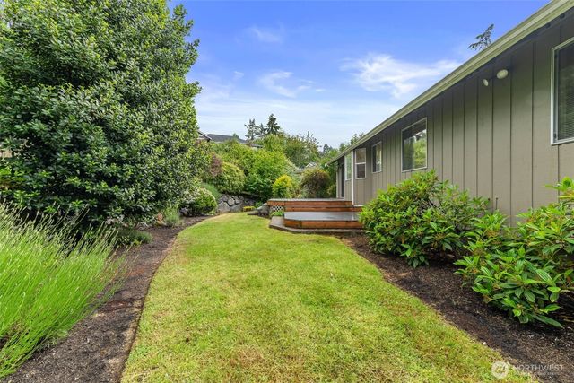 811 Union Avenue, Steilacoom, WA 98388