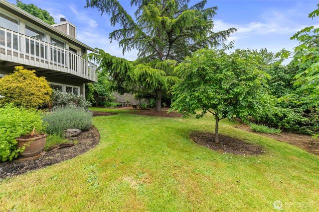 811 Union Avenue, Steilacoom, WA 98388