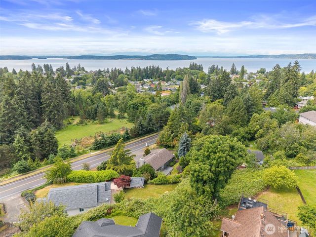 811 Union Avenue, Steilacoom, WA 98388