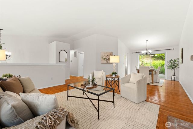 811 Union Avenue, Steilacoom, WA 98388