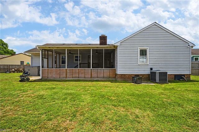 904 Levee CT, Chesapeake, VA 23323