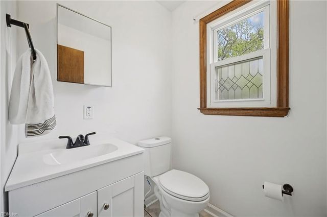 904 Levee CT, Chesapeake, VA 23323