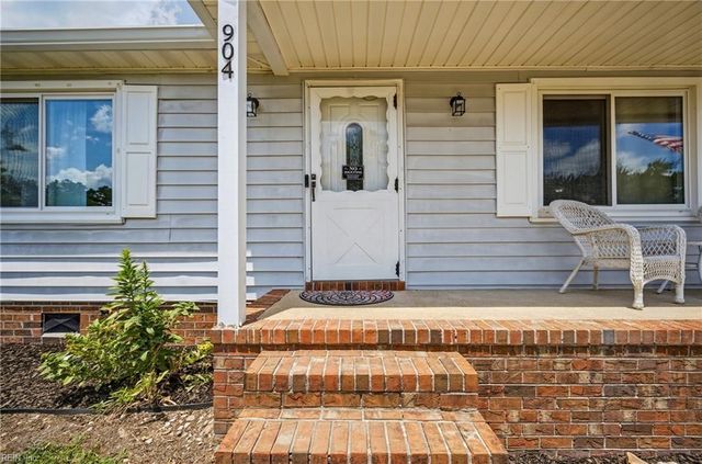 904 Levee CT, Chesapeake, VA 23323