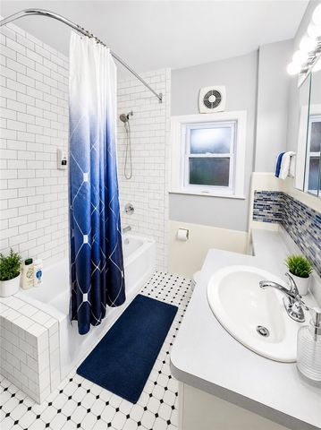 224 S Pacific Ave 1F, East Liberty, PA 15224