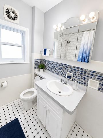 224 S Pacific Ave 1F, East Liberty, PA 15224