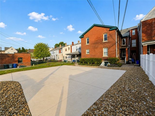 224 S Pacific Ave 1F, East Liberty, PA 15224
