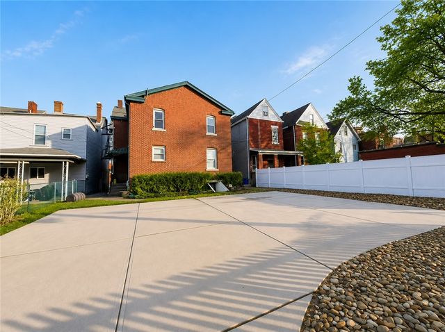 224 S Pacific Ave 1F, East Liberty, PA 15224