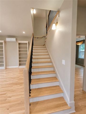 2820 Lullwater Drive, Gainesville, GA 30506
