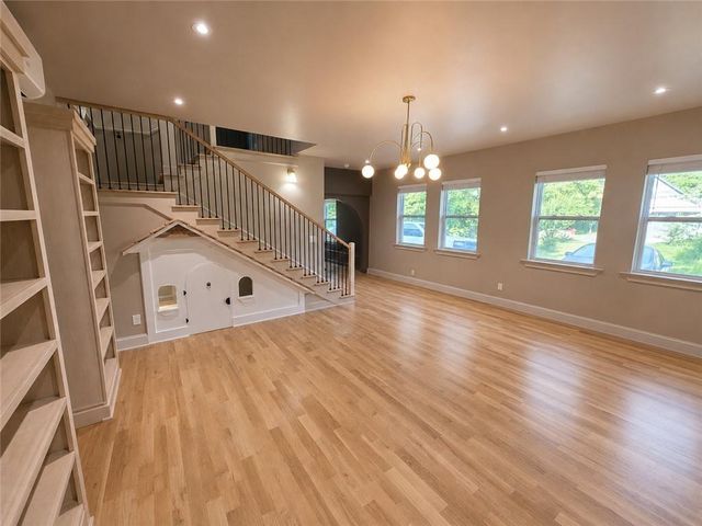2820 Lullwater Drive, Gainesville, GA 30506