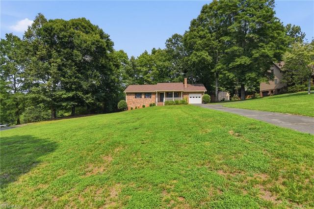 5958 Hauser Farm Road, Pfafftown, NC 27040
