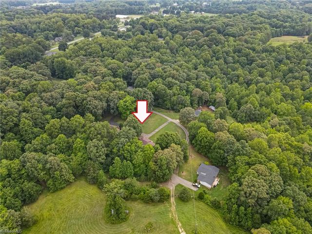5958 Hauser Farm Road, Pfafftown, NC 27040