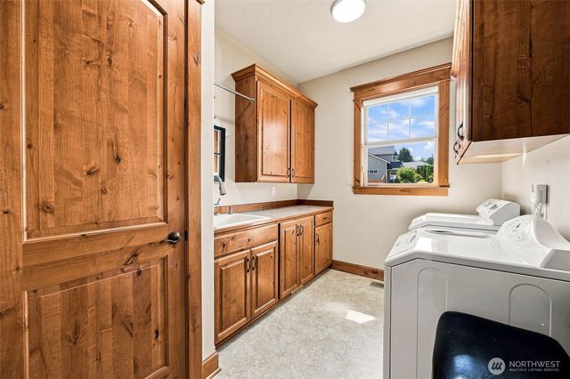16905 135th Avenue Ct E, Puyallup, WA 98374