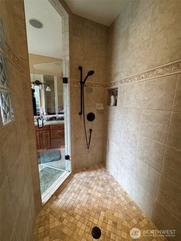 16905 135th Avenue Ct E, Puyallup, WA 98374