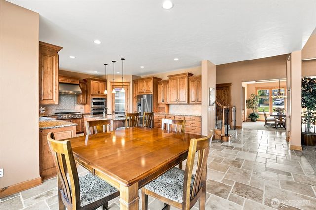 16905 135th Avenue Ct E, Puyallup, WA 98374