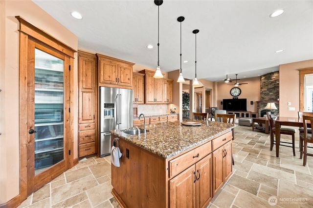 16905 135th Avenue Ct E, Puyallup, WA 98374
