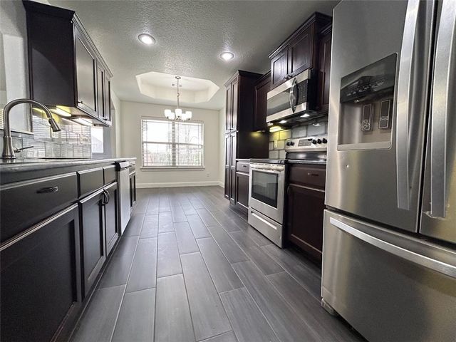 910 Sunset Lane, Centerton, AR 72719