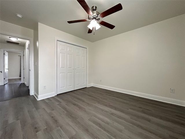 910 Sunset Lane, Centerton, AR 72719