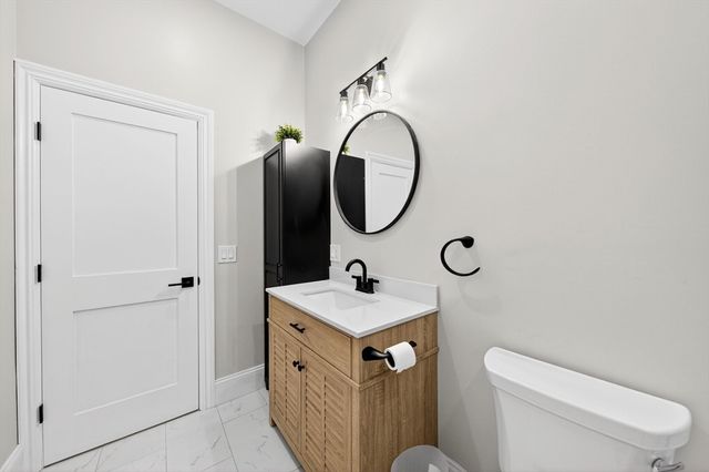 10 Grant St, Boston, MA 02125