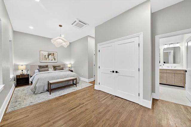 10 Grant St, Boston, MA 02125