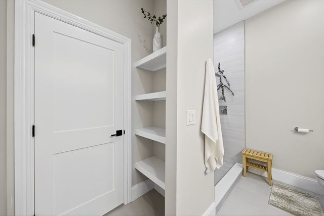 10 Grant St, Boston, MA 02125