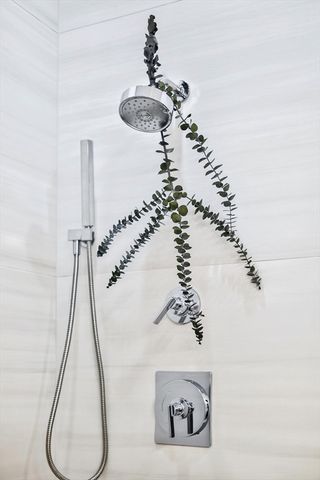 10 Grant St, Boston, MA 02125