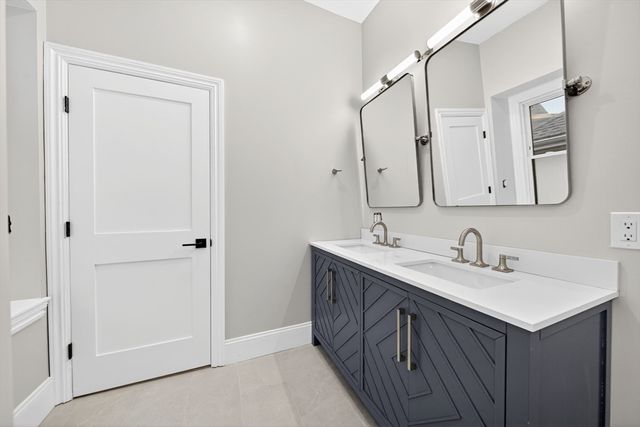 10 Grant St, Boston, MA 02125