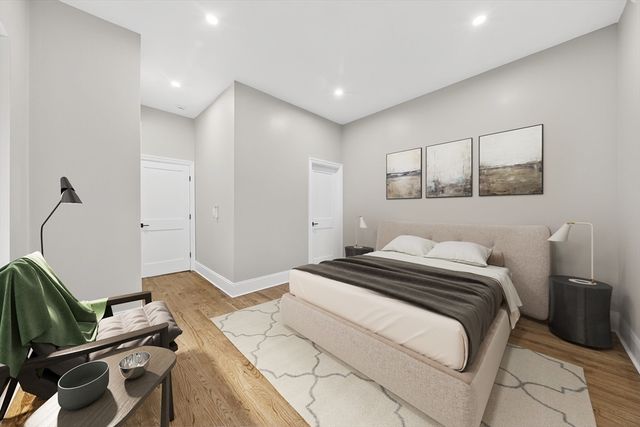 10 Grant St, Boston, MA 02125