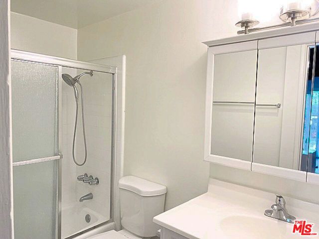 1846 Silver Lake Boulevard, Los Angeles, CA 90026