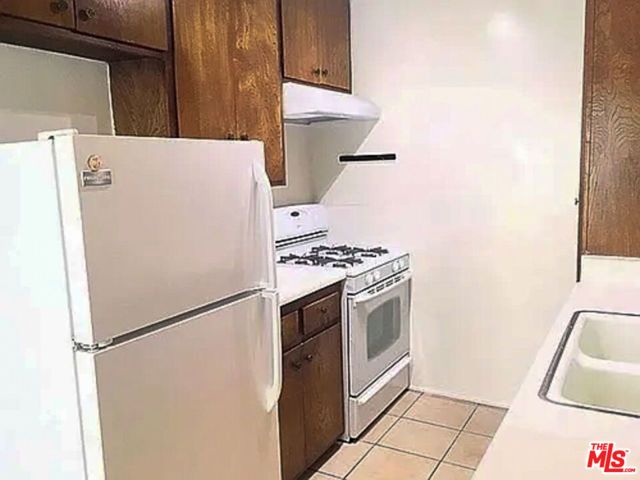 1846 Silver Lake Boulevard, Los Angeles, CA 90026