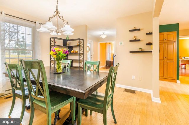 1125 HAYMAKER RD, State College, PA 16801