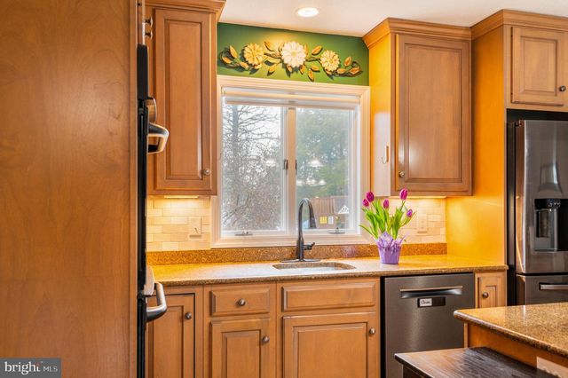 1125 HAYMAKER RD, State College, PA 16801