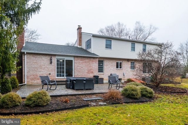 1125 HAYMAKER RD, State College, PA 16801