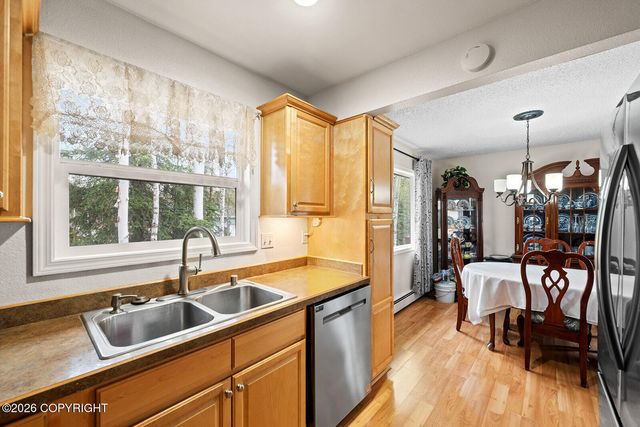 10331 Genora Street, Eagle River, AK 99577